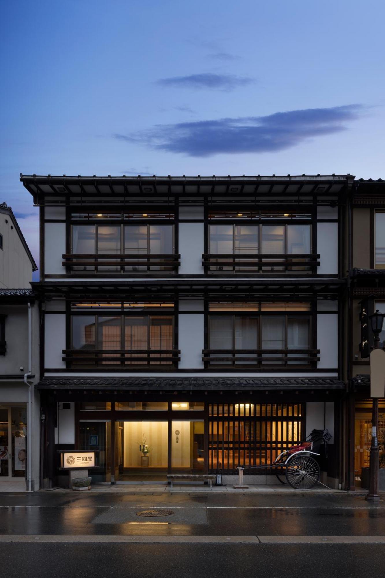 Mikuniya Hotel Toyooka  Buitenkant foto
